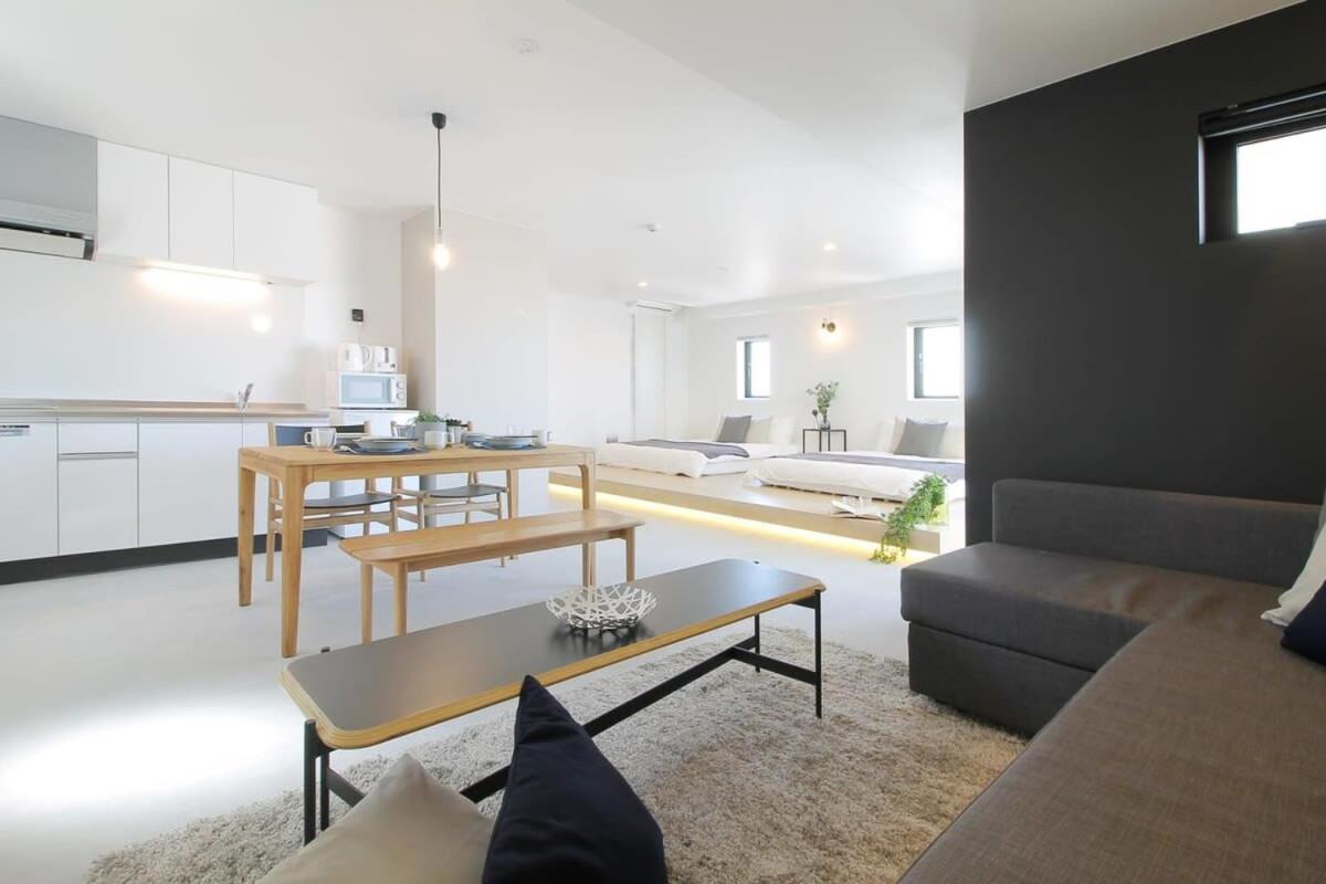 Bhotel Heiwaodori 902 - Huge Apt In Famous Hiroshima Dori For 6P Buitenkant foto