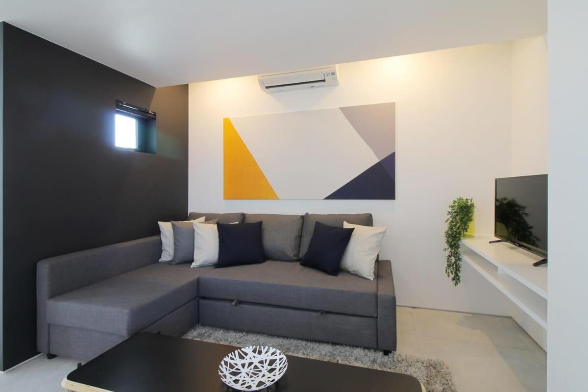 Bhotel Heiwaodori 902 - Huge Apt In Famous Hiroshima Dori For 6P Buitenkant foto
